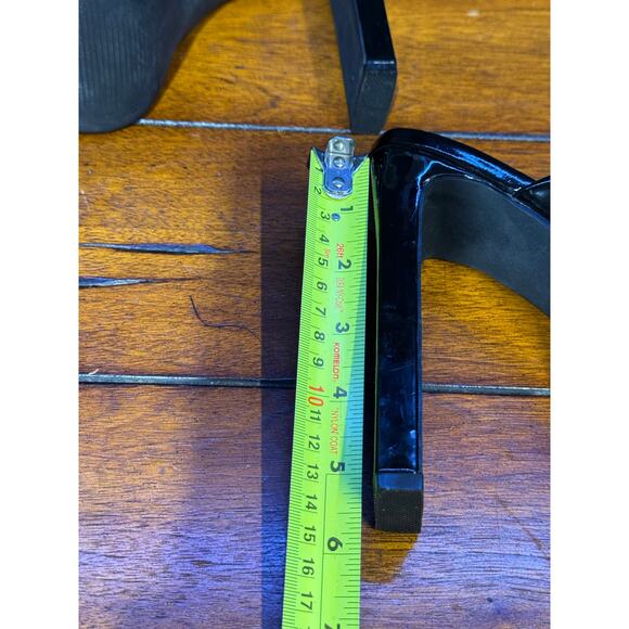 Black platform patent leather heel by Treve size 9 - Picture 7 of 8